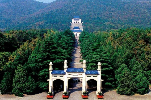 Sun Yat-sen Mausoleum